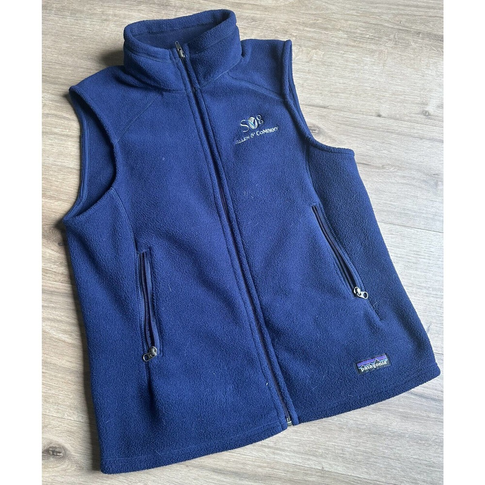 Patagonia Synchilla women’s size large blue vest LOGO